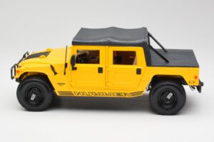 Hummer H1 Soft Top Geel Maisto 1:18 56041 Metaal — afbeelding 4 van 8