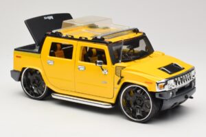 Hummer H2 SUT Concept Geel Maisto 1:18 31067 Metaal — afbeelding 6 van 8