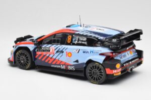 Hyundai i20 N Rally1 WRC #8 O. Tänak / M. Järveoja Rally Monte Carlo Night Version 2024 IXO 1:18 18RMC195 Metaal — afbeelding 5 van 6