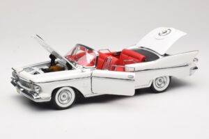 Imperial Crown Cabriolet Wit Road Signature 1:18 20138 Metaal — afbeelding 2 van 8