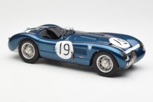 Jaguar C-Type #19 J. Stewart Ecurie Ecosse Goodwood Members Meeting 1954 CMC 1:18 M-192 Metaal — afbeelding 4 van 6
