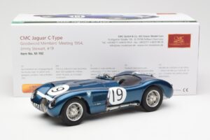 Jaguar C-Type #19 J. Stewart Ecurie Ecosse Goodwood Members Meeting 1954 CMC 1:18 M-192 Metaal — afbeelding 6 van 6