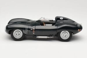 Jaguar D-Type Short Nose Groen AUTOart 1:18 73561 Metaal — afbeelding 3 van 6