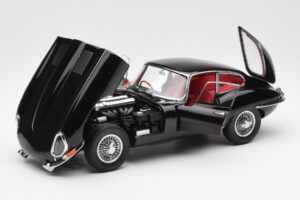 Jaguar E-Type 3.8 Series 1 Zwart Kyosho 1:18 08954BK Metaal — afbeelding 2 van 8