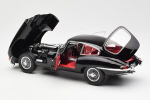 Jaguar E-Type 3.8 Series 1 Zwart Kyosho 1:18 08954BK Metaal — afbeelding 5 van 8