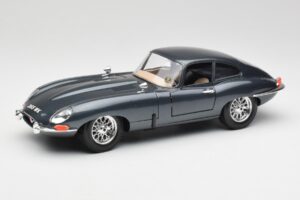 Jaguar E-Type Series 1 Groen Bburago 1:18 3018-M1 Metaal