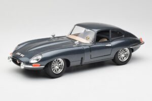 Jaguar E-Type Grijs Bburago 1:18 30018 Metaal