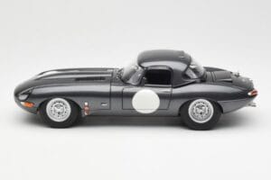 Jaguar E-Type Series 1 Coupe Lightweight Donkergrijs AUTOart 1:18 73647 Metaal — afbeelding 4 van 8