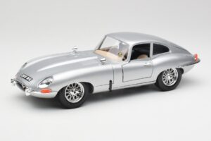 Jaguar E-Type Series 1 Zilver Bburago 1:18 3018-M2 Metaal