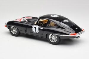 Jaguar E-Type Series 1 #1 British Racing Green Bburago 1:18 3018-M3 Metaal — afbeelding 7 van 8