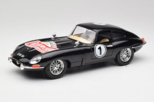 Jaguar E-Type Series 1 #1 British Racing Green Bburago 1:18 3018-M3 Metaal