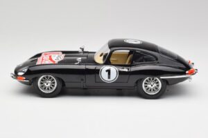 Jaguar E-Type Series 1 #1 British Racing Green Bburago 1:18 3018-M3 Metaal — afbeelding 4 van 8