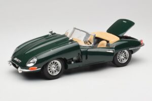 Jaguar E-Type Series 1 Roadster Groen Bburago 1:18 3018-M5 Metaal — afbeelding 2 van 8