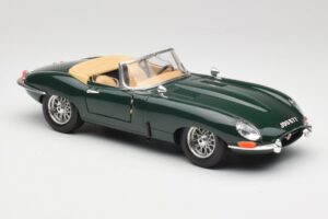 Jaguar E-Type Series 1 Roadster Groen Bburago 1:18 3018-M5 Metaal — afbeelding 6 van 8