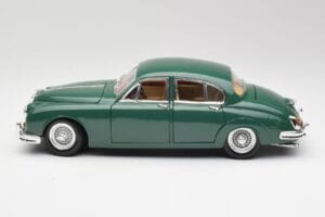 Jaguar Mk II British Racing Groen Maisto 1:18 50287 Metaal — afbeelding 4 van 8