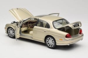 Jaguar S-Type X200 Brons Maisto 1:18 50332 Metaal — afbeelding 5 van 8