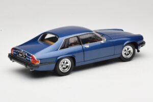 Jaguar XJ-S Blauw Road Signature 1:18 92658 Metaal — afbeelding 3 van 8
