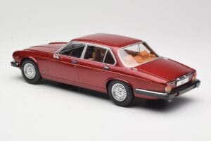 Jaguar XJ Series III Metallic Dark Red MCG 1:18 MCG18176 Metaal — afbeelding 5 van 6