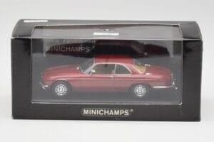 Jaguar XJ12 Coupe Regency Rood Minichamps 1:43 400130461 Metaal — afbeelding 4 van 4
