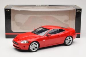 Jaguar XK X150 Rood Minichamps 1:18 150130503 Metaal — afbeelding 8 van 8