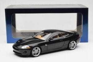 Jaguar XK-R X150 Midnight Zwart AUTOart 1:18 73632 Metaal — afbeelding 8 van 8