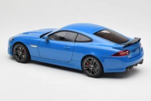 Jaguar XKR-S X150 French Racing Blauw AUTOart 1:18 73641 Metaal — afbeelding 7 van 8