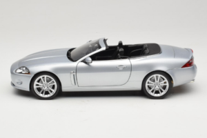 Jaguar XK X150 Cabriolet Zilver Minichamps 1:18 150130531 Metaal — afbeelding 4 van 8