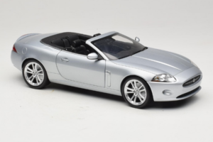 Jaguar XK X150 Cabriolet Zilver Minichamps 1:18 150130531 Metaal — afbeelding 6 van 8