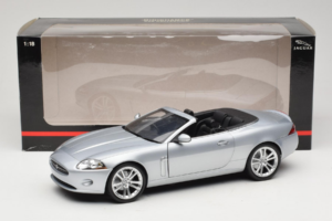 Jaguar XK X150 Cabriolet Zilver Minichamps 1:18 150130531 Metaal — afbeelding 8 van 8