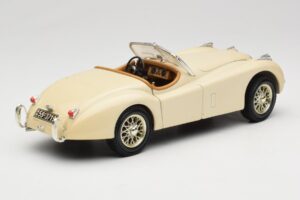 Jaguar XK120 Wit Eduscho 1:18 7482-1HTH Metaal — afbeelding 3 van 8
