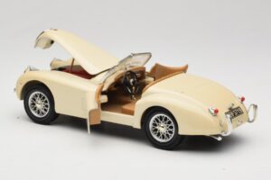 Jaguar XK120 Wit Eduscho 1:18 7482-1HTH Metaal — afbeelding 5 van 8