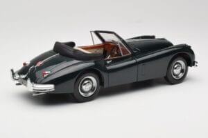 Jaguar XK140 Drophead Coupe Zwart Sun Star 1:18 2802 Metaal — afbeelding 3 van 8