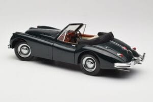 Jaguar XK140 Drophead Coupe Zwart Sun Star 1:18 2802 Metaal — afbeelding 7 van 8