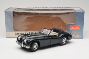 Jaguar XK140 Drophead Coupe Zwart Sun Star 1:18 2802 Metaal — afbeelding 8 van 8