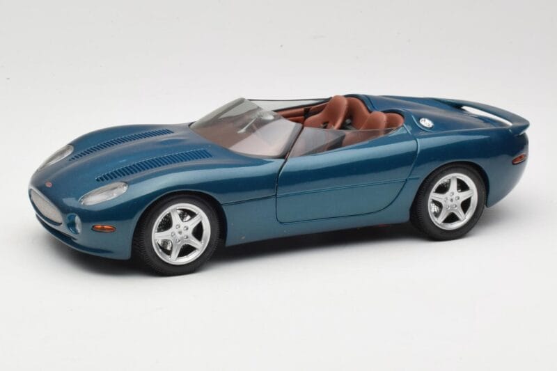 Jaguar XK180 Groen Maisto 1:18 50337 Metaal