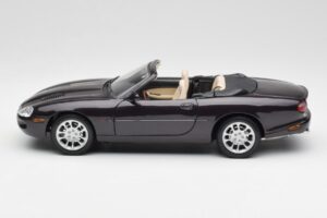 Jaguar XKR X100 Cabriolet Grijs Maisto 1:18 50331 Metaal — afbeelding 4 van 8