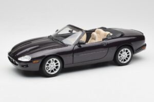 Jaguar XKR X100 Cabriolet Grijs Maisto 1:18 50331 Metaal