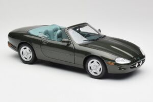 Jaguar XKR X100 Cabriolet Groen Maisto 1:18 37800-M1 Metaal — afbeelding 6 van 8