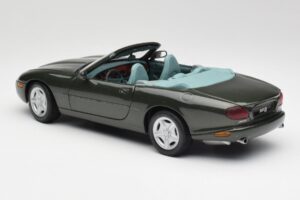 Jaguar XKR X100 Cabriolet Groen Maisto 1:18 37800-M1 Metaal — afbeelding 7 van 8