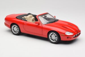Jaguar XKR X100 Rood Maisto 1:18 50330 Metaal — afbeelding 6 van 8