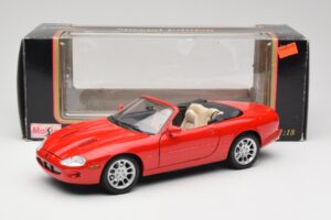 Jaguar XKR X100 Rood Maisto 1:18 50330 Metaal — afbeelding 8 van 8