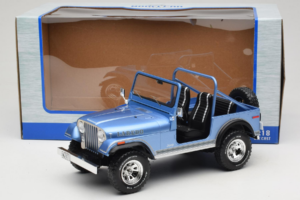 Jeep CJ-7 Laredo Blauw MCG 1:18 MCG18553 Metaal — afbeelding 6 van 6