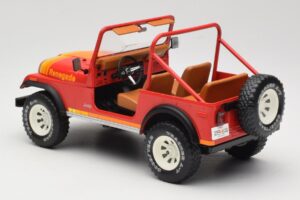 Jeep CJ-7 Renegade Rood MCG 1:18 MCG18110 Metaal — afbeelding 5 van 6
