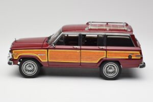 Jeep Grand Wagoneer Classic Rood AUTOart 1:18 74002 Metaal — afbeelding 4 van 8