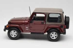 Jeep Wrangler TJ Sahara Rood Maisto 1:18 31662 Metaal — afbeelding 4 van 8
