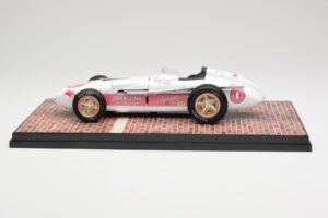 Watson Roadster #8 P. Flaherty John Zink Racing Indianapolis 500 Winner 1956 Carousel 1 1:18 143000 Metaal