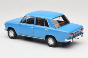 Lada 1200 2101 Blauw IXO 1:18 18CMC204OP Metaal — afbeelding 7 van 8