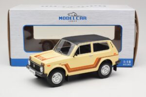 Lada Niva 2121 California Beige MCG 1:18 MCG18004 Metaal — afbeelding 6 van 6