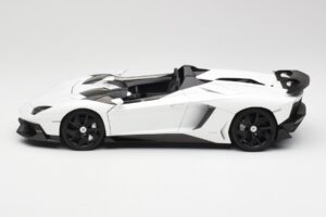 Lamborghini Aventador J Wit AUTOart 1:18 74674 Metaal — afbeelding 4 van 8