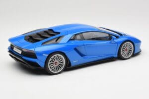 Lamborghini Aventador S LP740-4 Blue Nila AUTOart 1:18 79134 Metaal — afbeelding 3 van 8